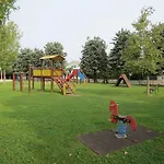 假日公园 Punta Gro 2*